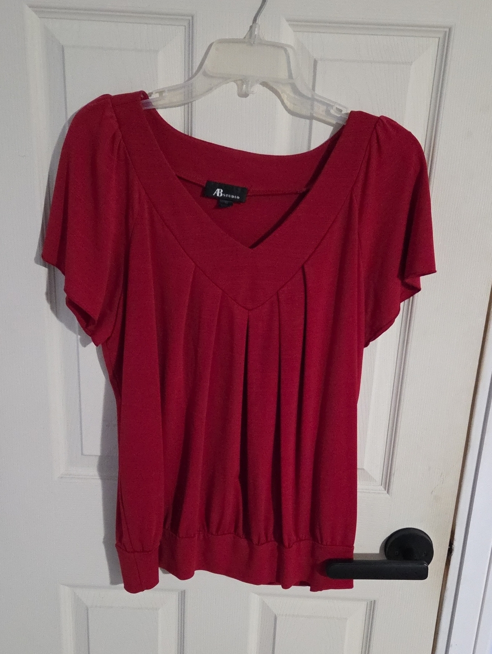AB Studio Deep Red V-Neck Short Sleeve Blouse